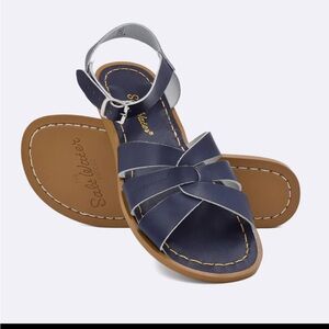 Saltwater sandal